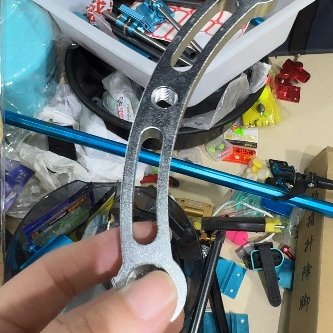 灰色弧形拉饵盘杆1个