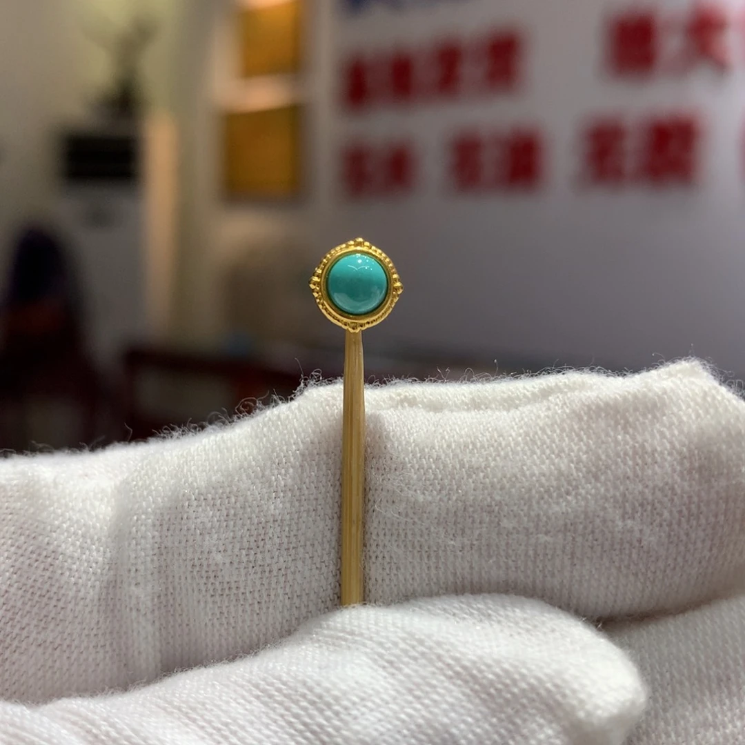 绿松石配饰未镶嵌