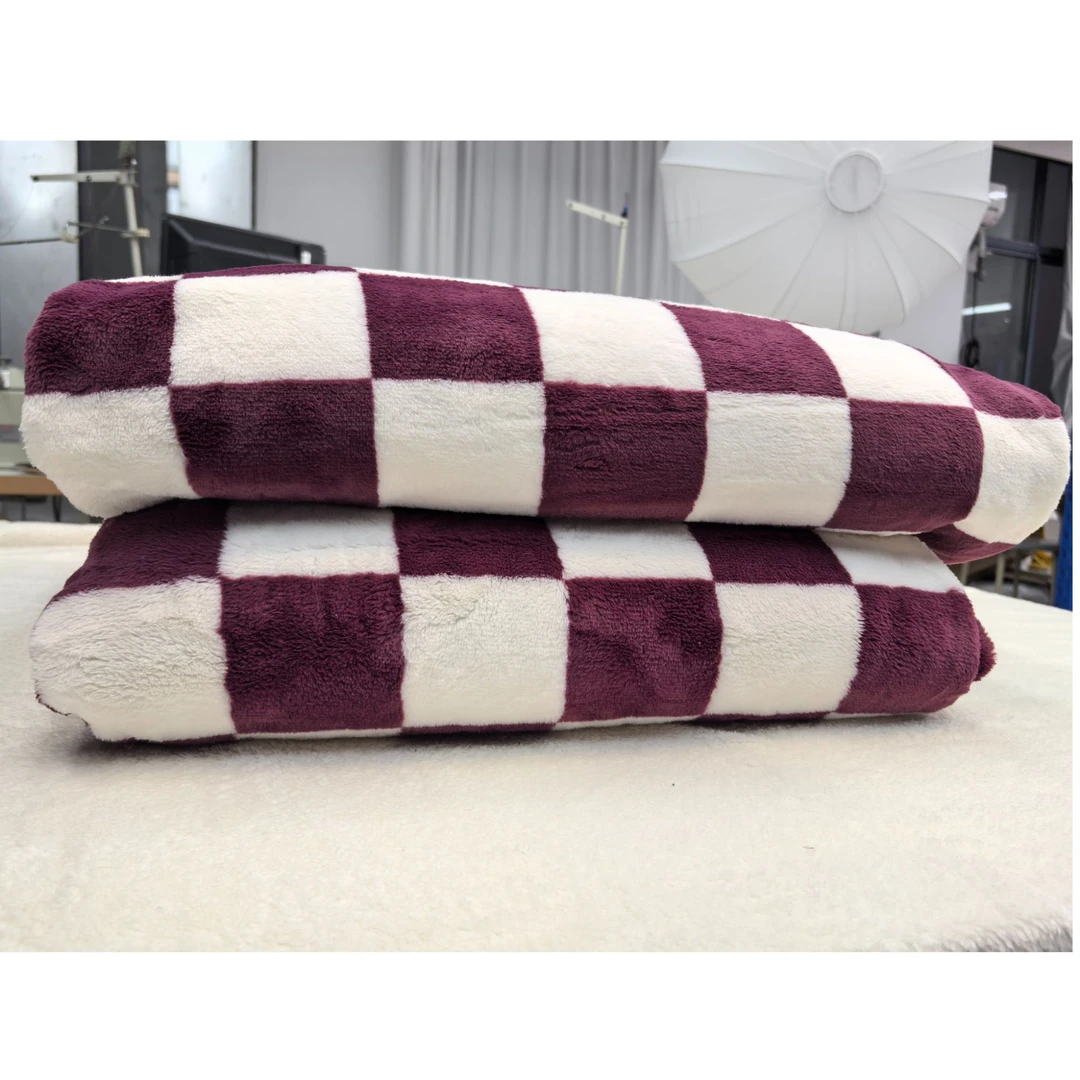 12红白格高克重毛毯复古毯子家居用办公室午睡牛奶绒盖毯床单TZ83