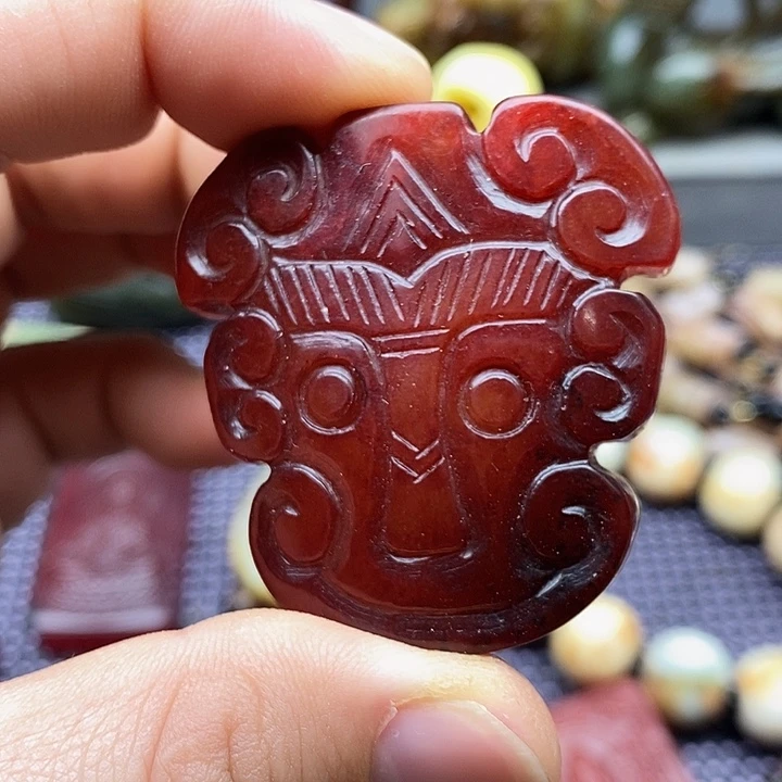 未镶嵌蛇纹石玉颈饰