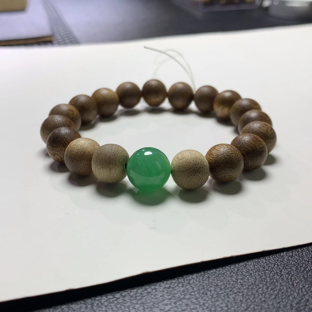翡翠未镶嵌手串辣绿卡11