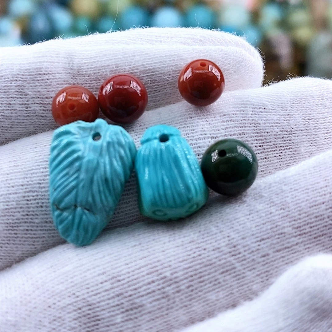 南红玛瑙未镶嵌珠宝奇石