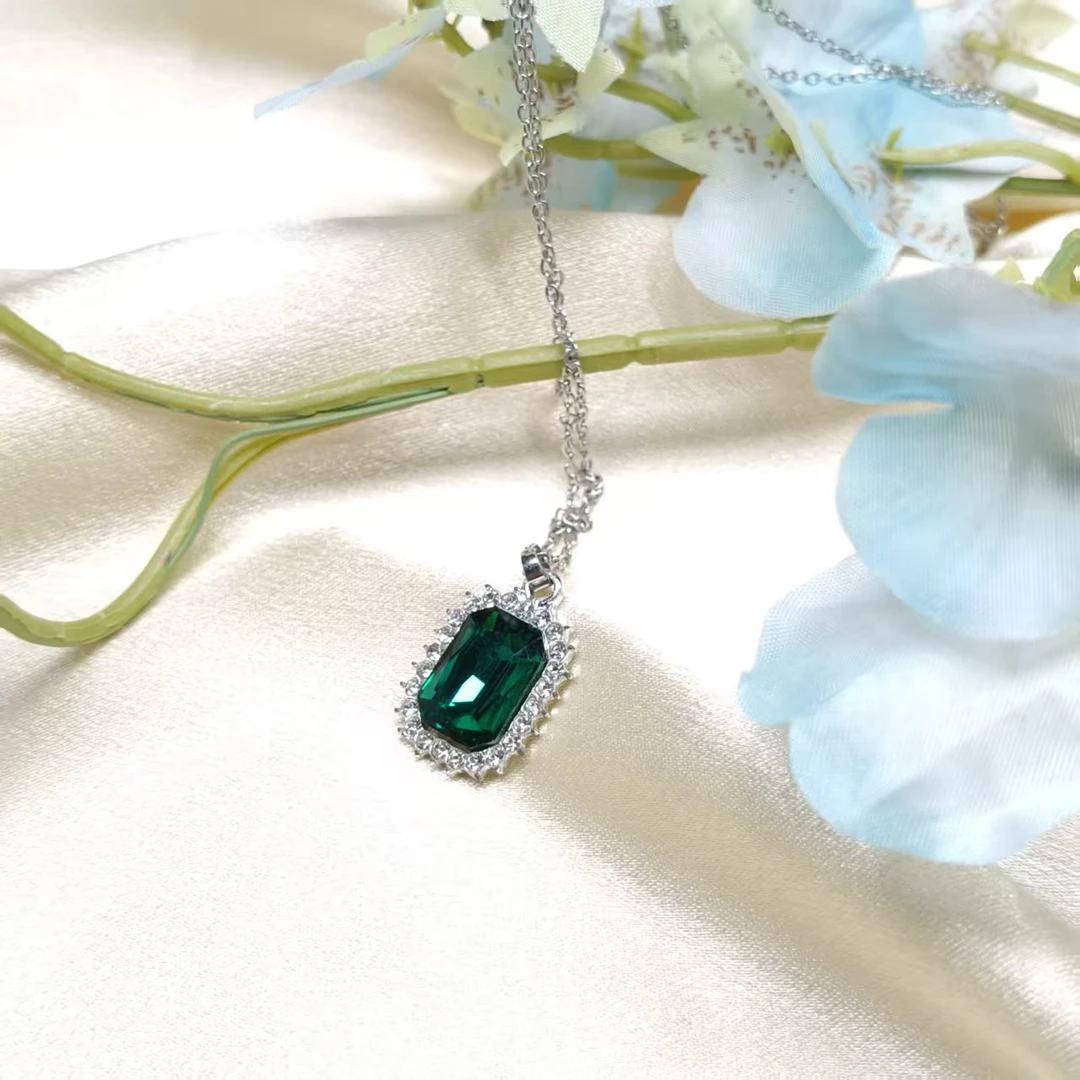 臻·欧标国际瑰宝传藏吊坠保测后发精品 A20