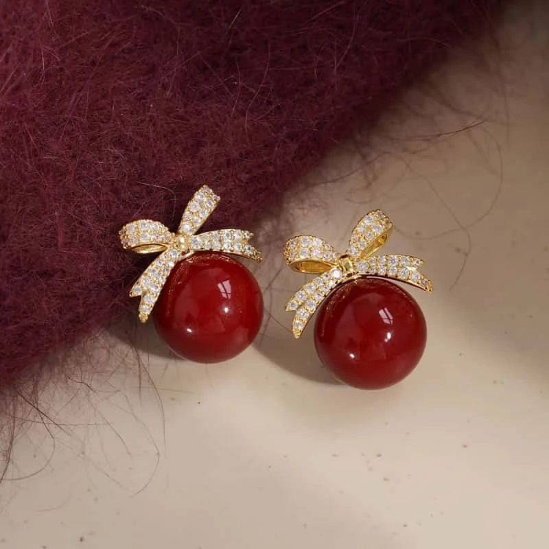 铜合金耳饰 新年红镶钻红色珠珠耳钉女小众设计耳环2024新款耳饰