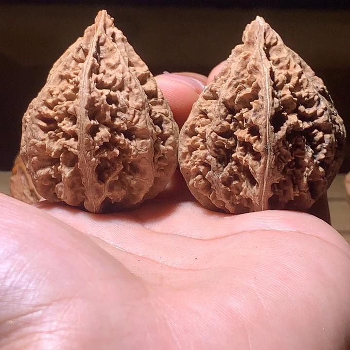 用***6文玩核桃吊坠东北45