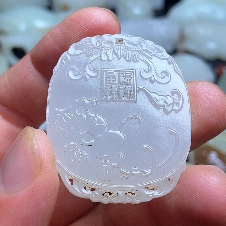 和田玉挂件未镶嵌