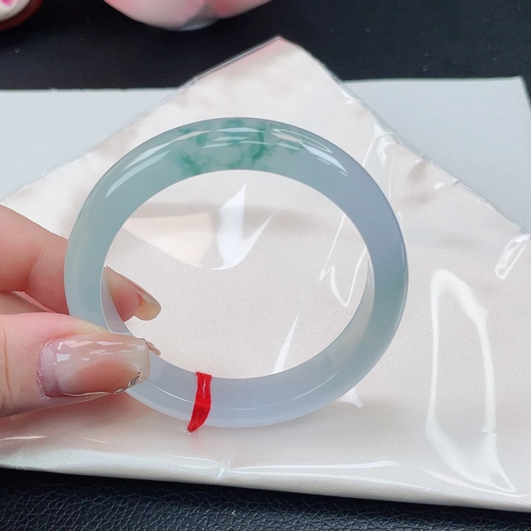 翡翠未镶嵌手镯55.4正圈冰胶飘花