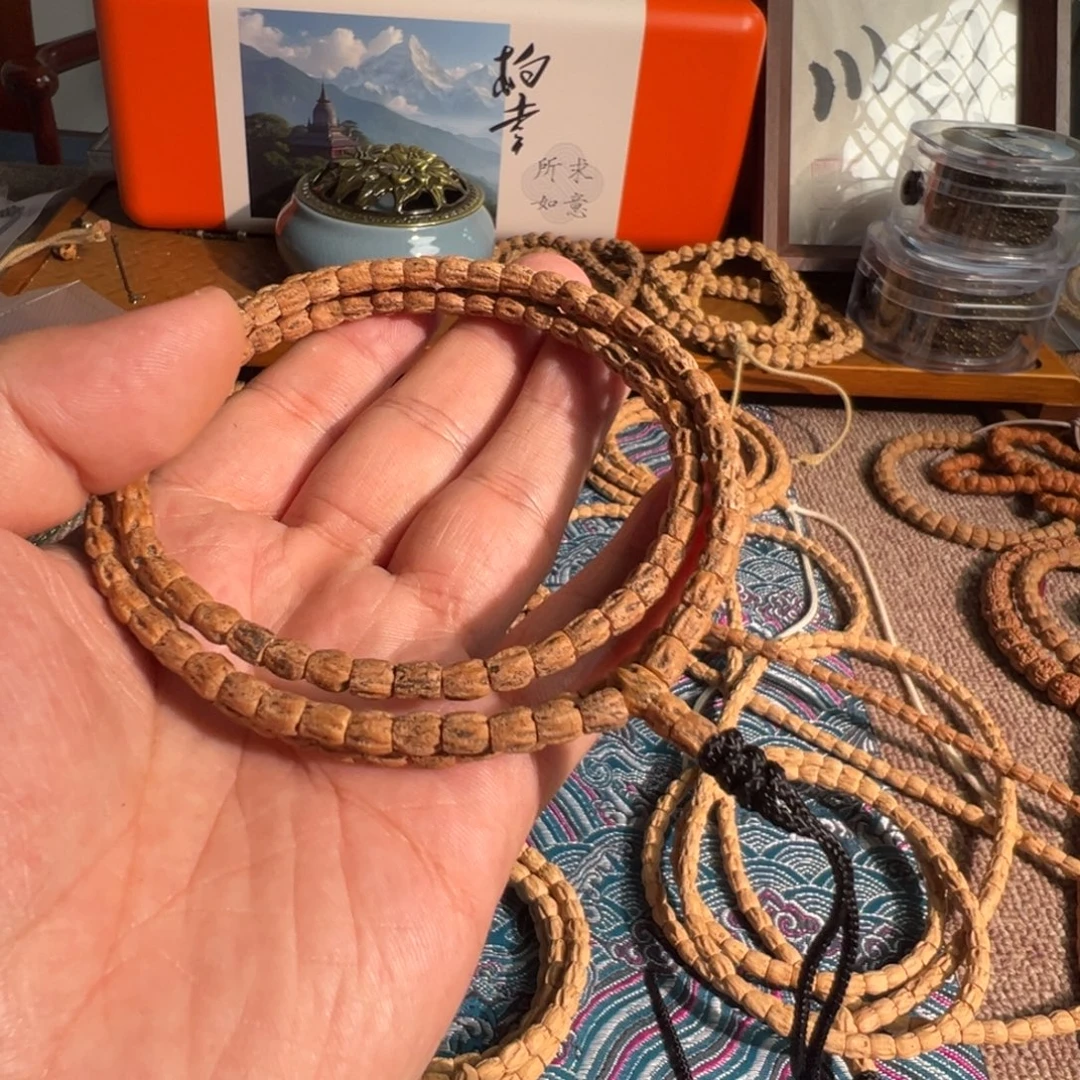 A***型吊坠柏香籽/百香籽