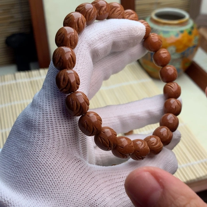 吊坠桃核龙纹小凤仙儿