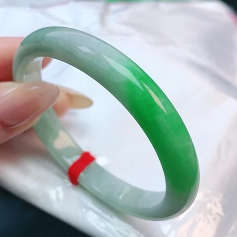 未镶嵌手镯翡翠55贵妃882291