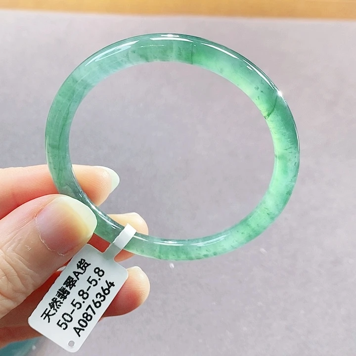 【闪购商品】未镶嵌手镯翡翠