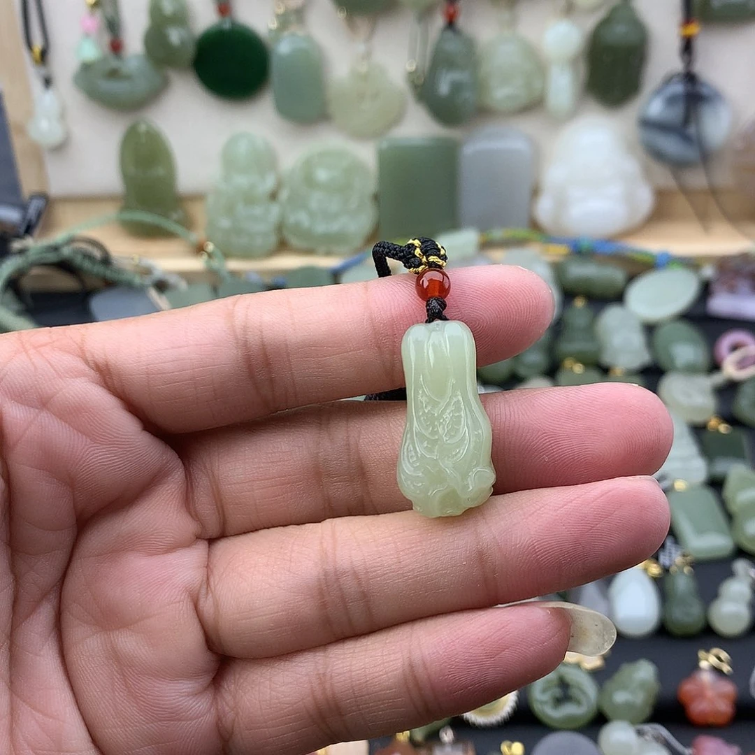 和田玉未镶嵌吊坠(不含链)