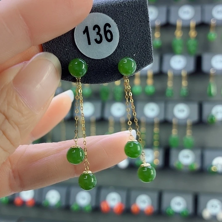 和田玉18K金镶嵌耳饰