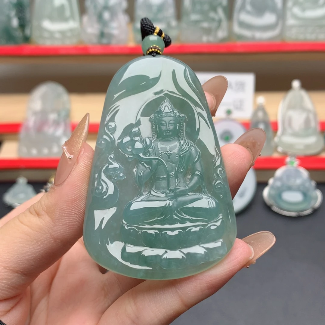 不***）翡翠未镶嵌颈饰大势至菩萨