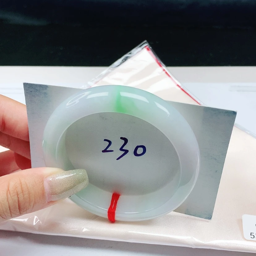【闪购商品】翡翠手镯未镶嵌 正圈53+