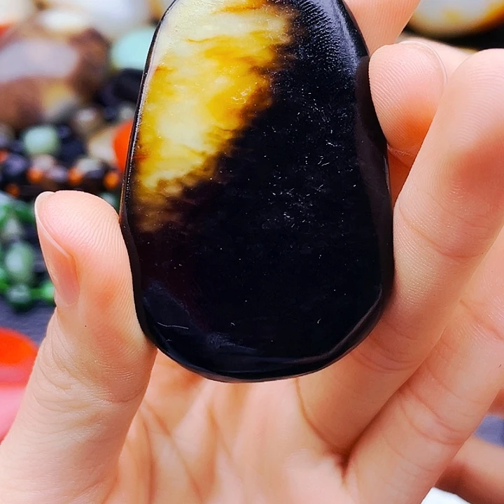 拂***玉和田玉未镶嵌挂件