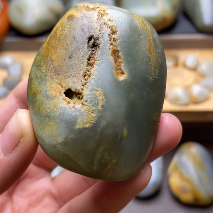 和田玉未镶嵌颈饰5