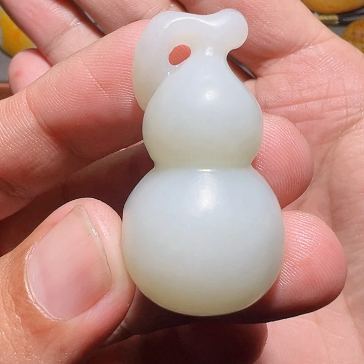 颈饰未镶嵌和田玉L**a