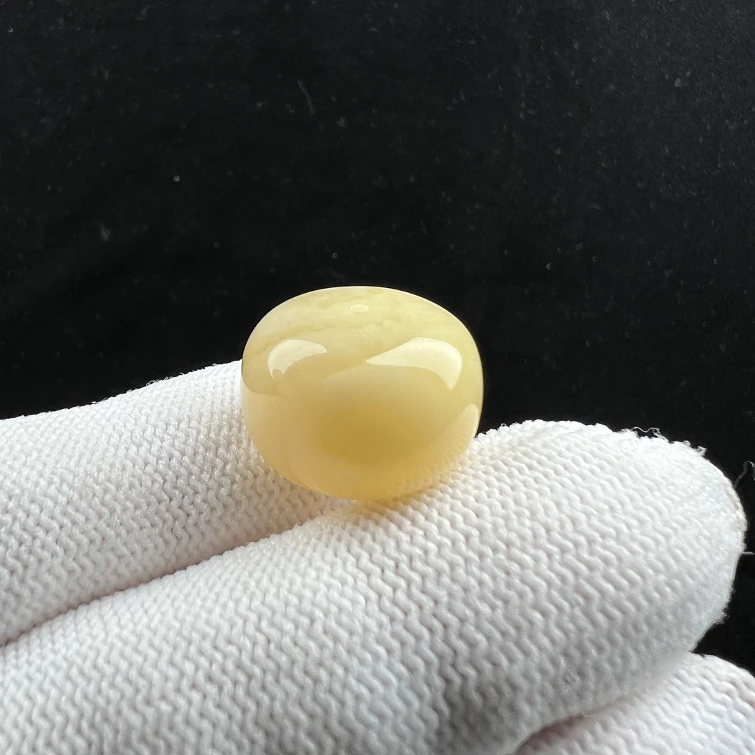 M4581天然蜜蜡 墩子17.5*13mm制品假一赔四