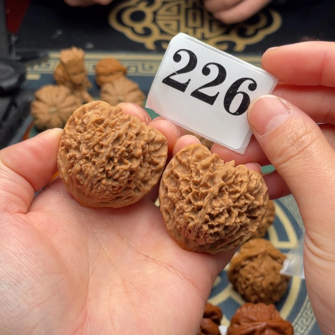 文玩核桃吊坠40满天星226号