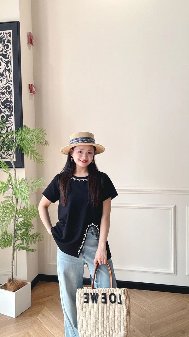 【PGXIAOM】小二定制黑色圆领钉珠上衣SY5897