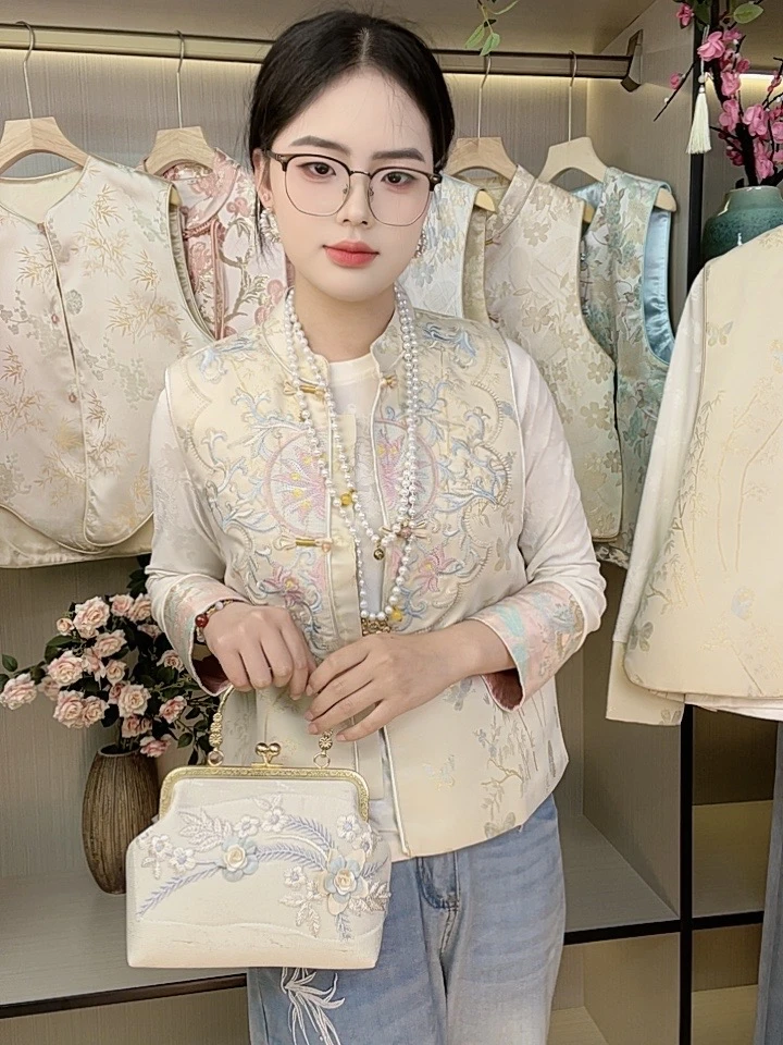 ‘芳春’春款马甲重工刺绣织锦中国风马甲新中式百搭