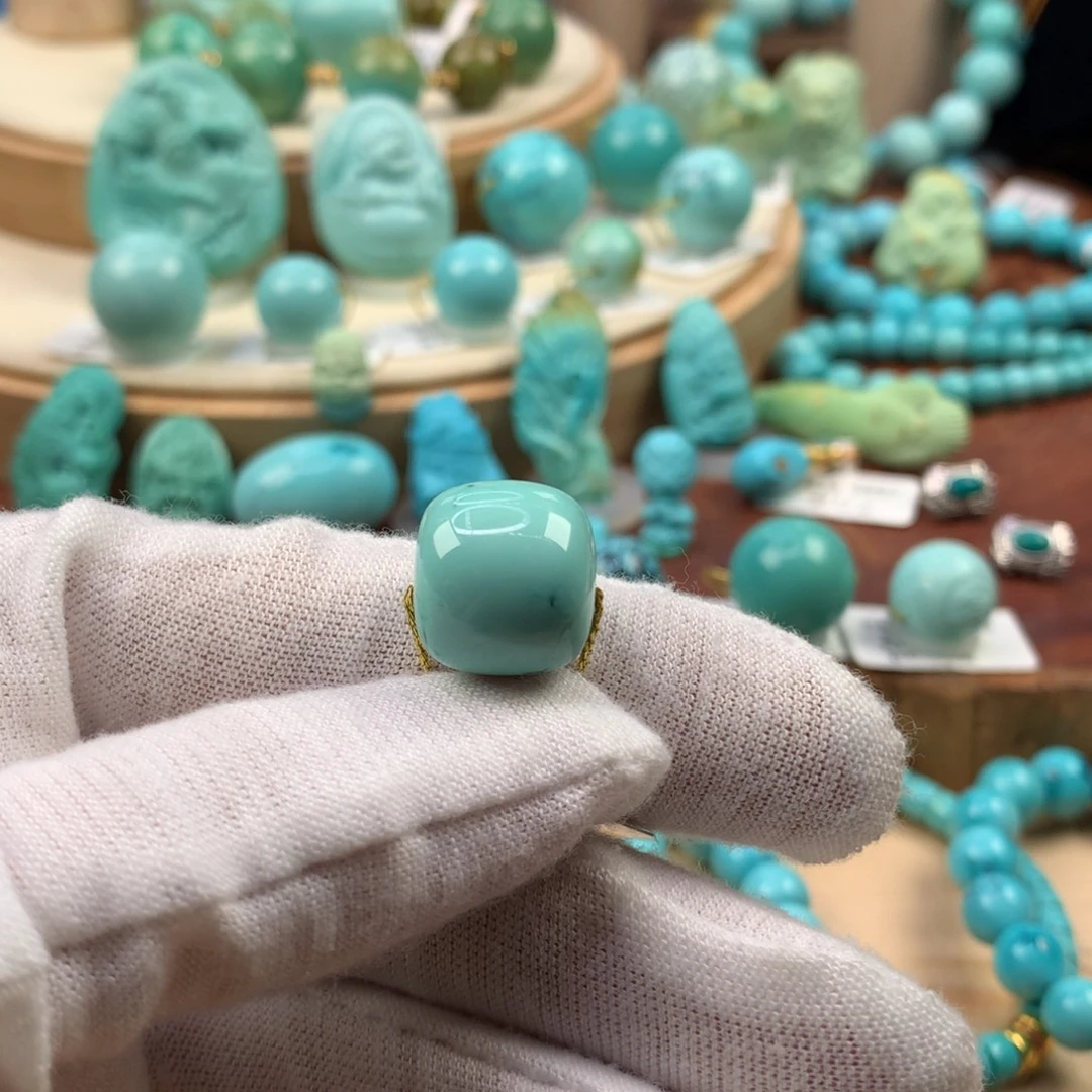 绿松石未镶嵌珠宝奇石14.3