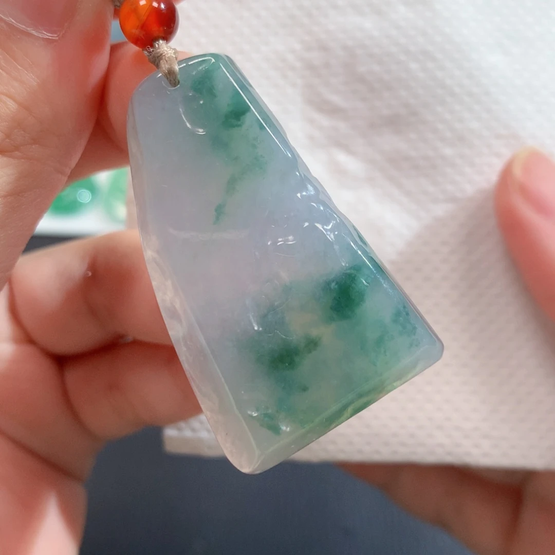 翡翠未镶嵌吊坠(不含链)252