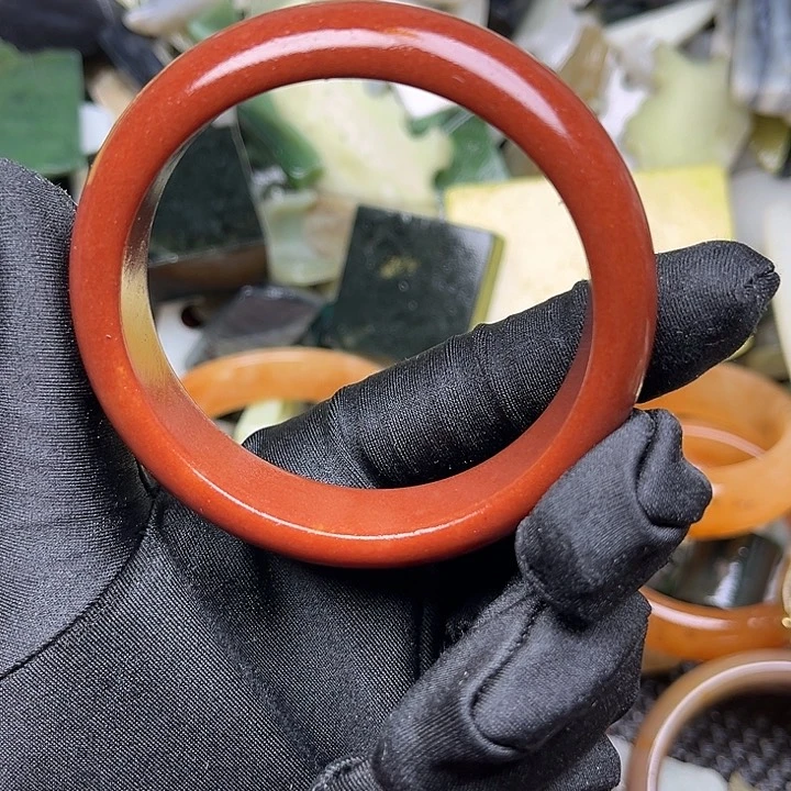 未镶嵌手镯和田玉60