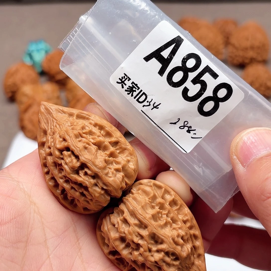 文玩核桃把件34十三鸡858