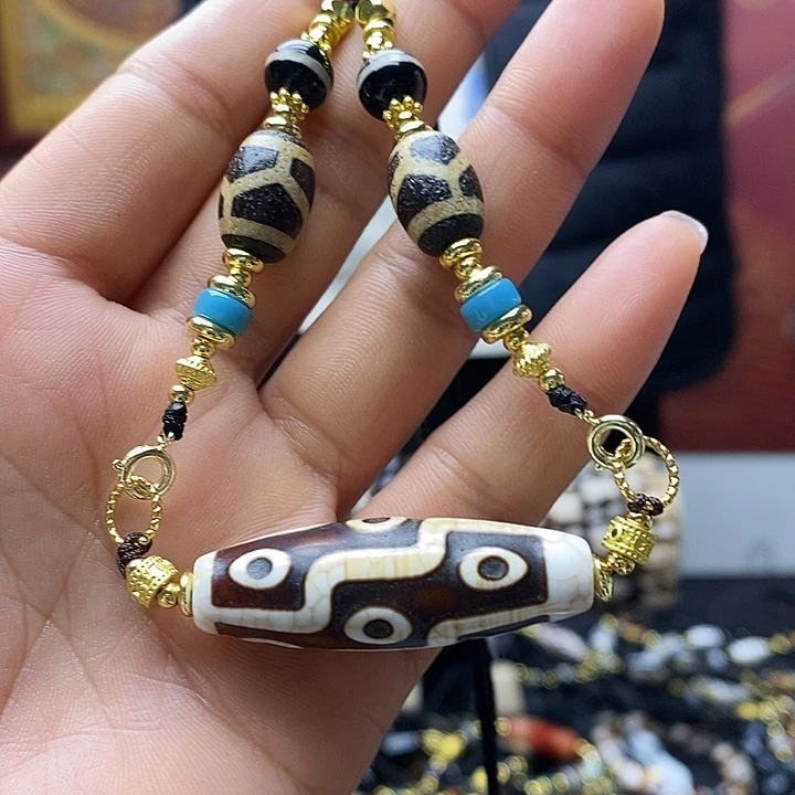 玛瑙/玉髓合金颈饰