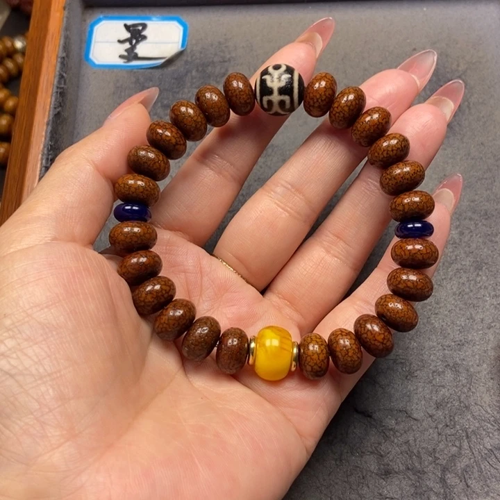 星月菩提吊坠菩提