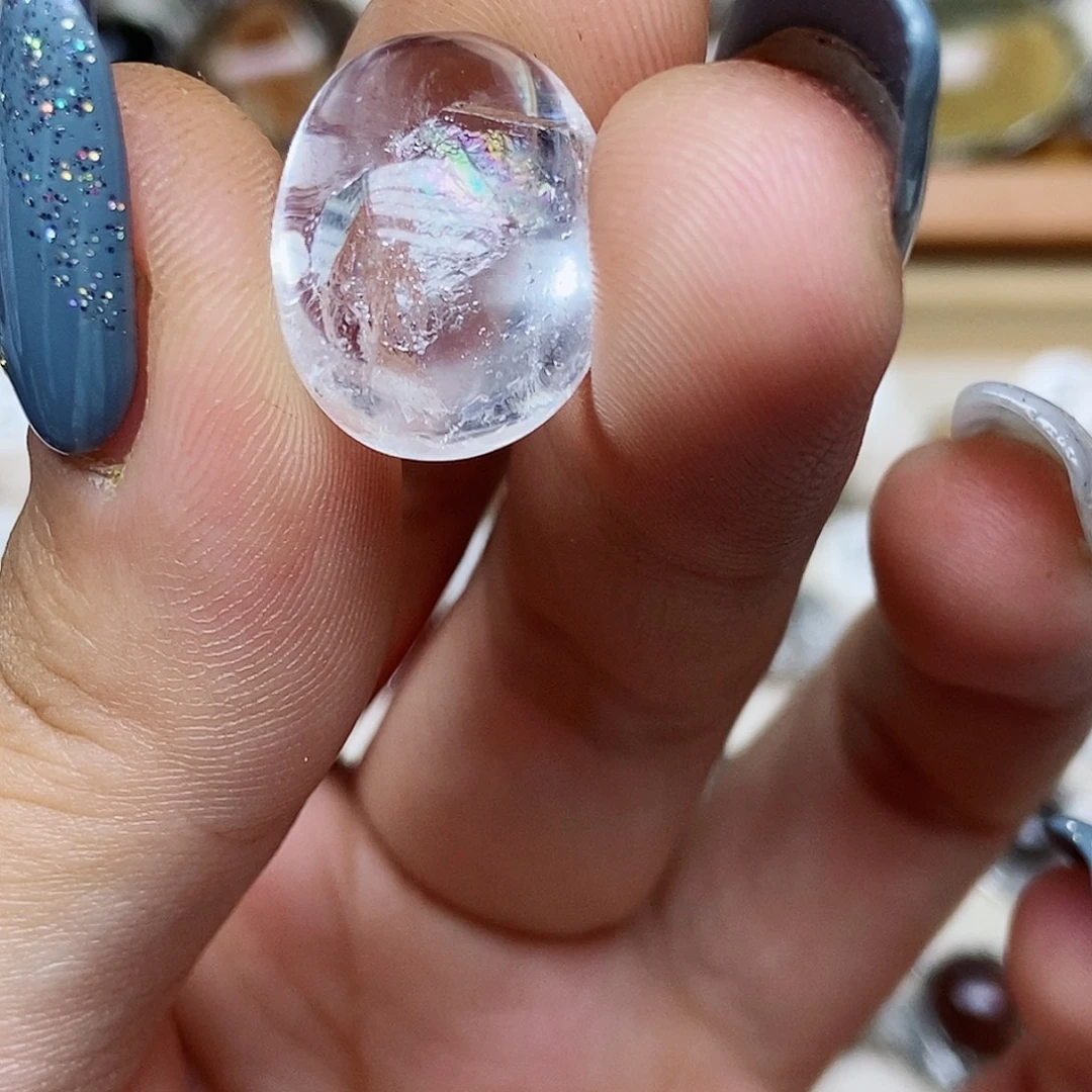 多***安水晶未镶嵌颈饰水晶