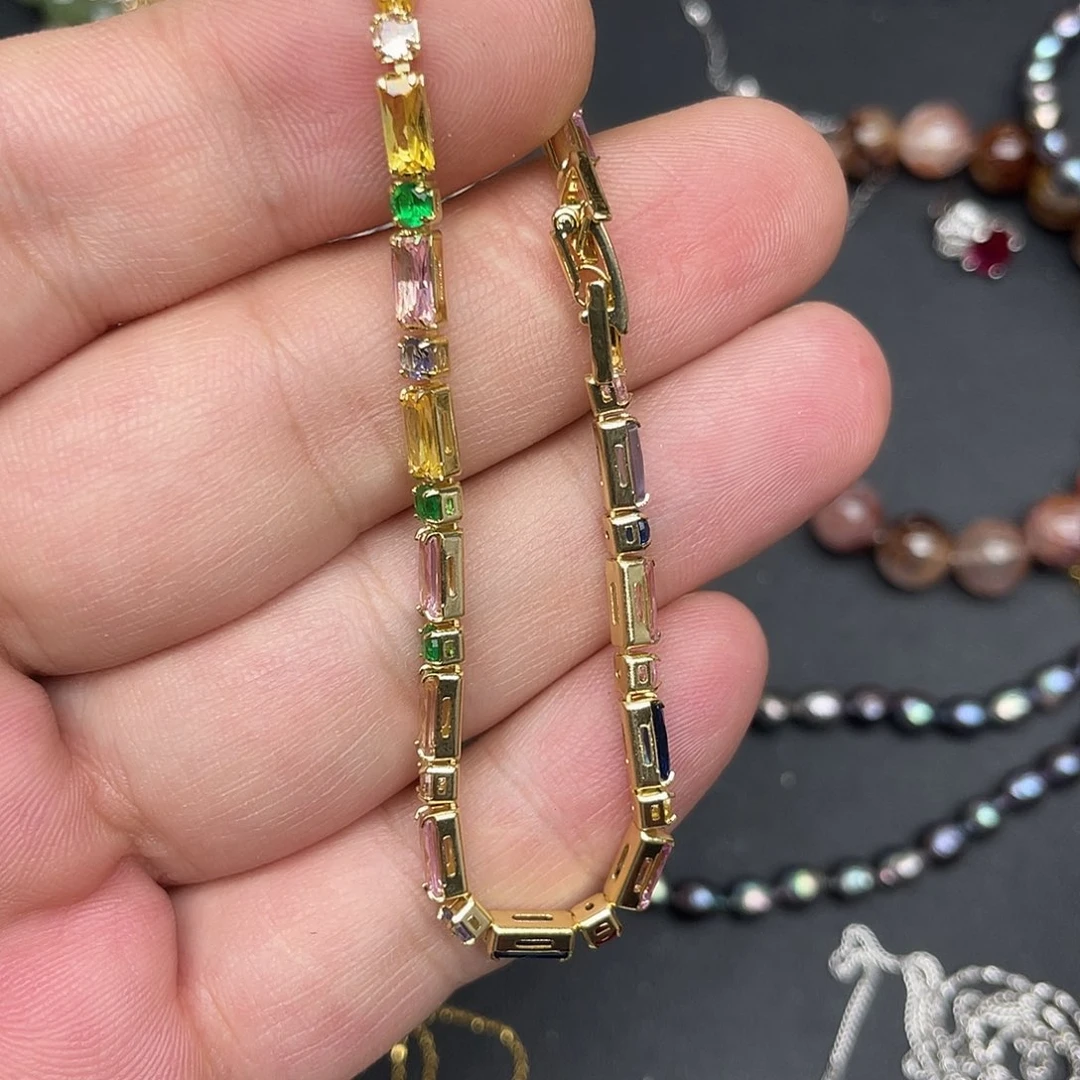 碧玺手链合金一个人