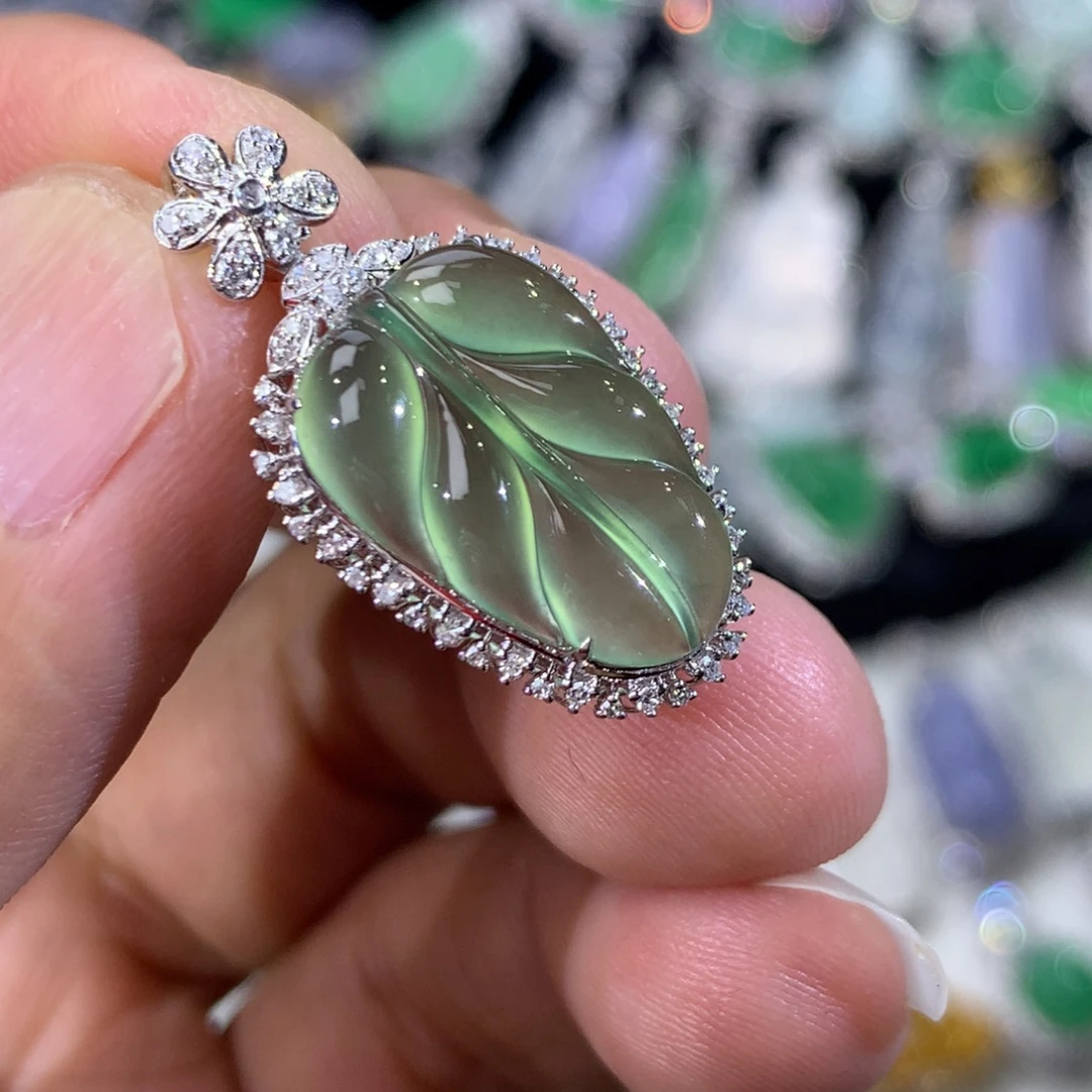 翡翠18K金镶嵌吊坠(不含链)