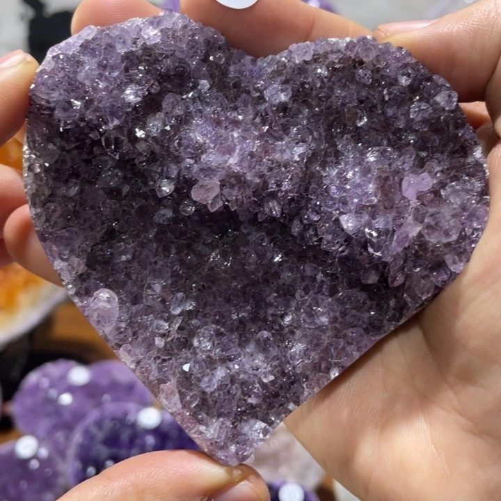 紫晶大型摆件（非配饰）未镶嵌