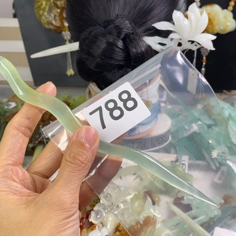 【闪购商品】岫玉发饰未镶嵌哈***_