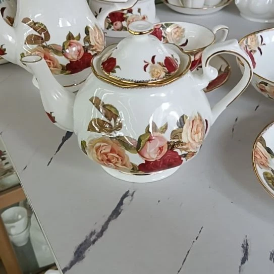 新疆西藏包邮骨质瓷金秋玫瑰手工拍金900毫升茶壶