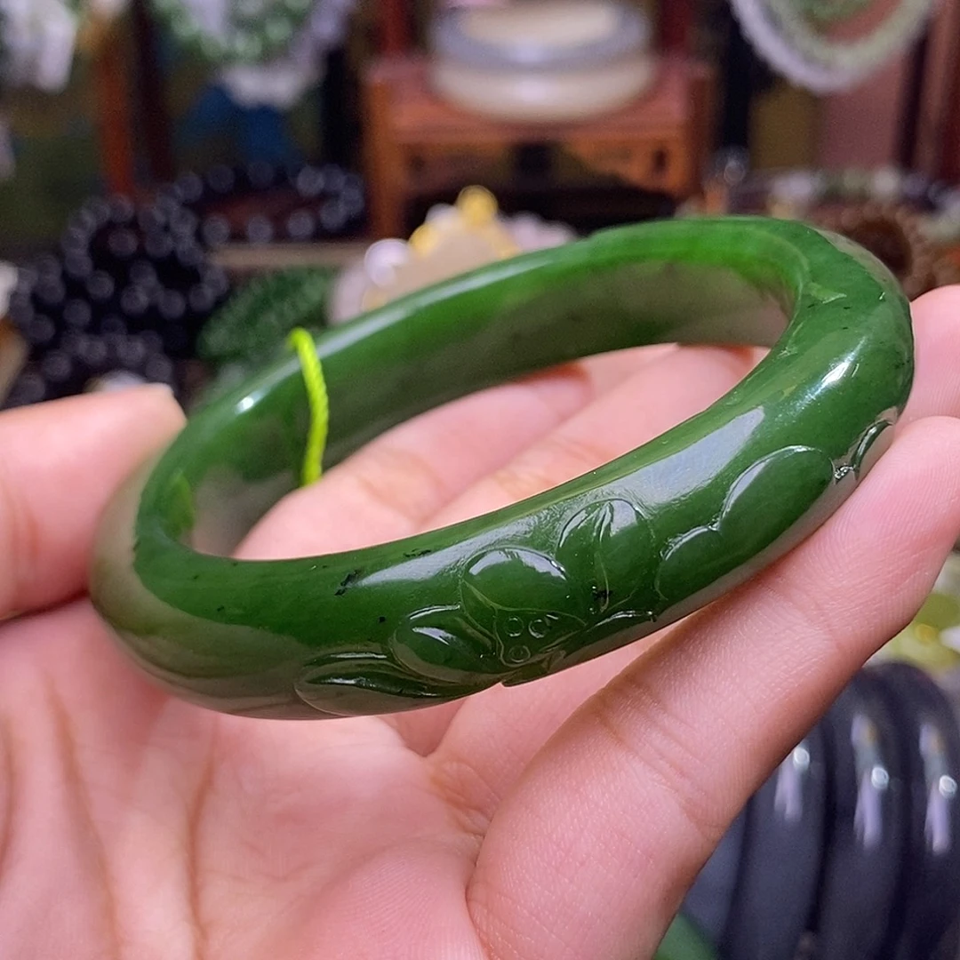 和田玉未镶嵌颈饰碧玉辣绿宽版手镯60,6