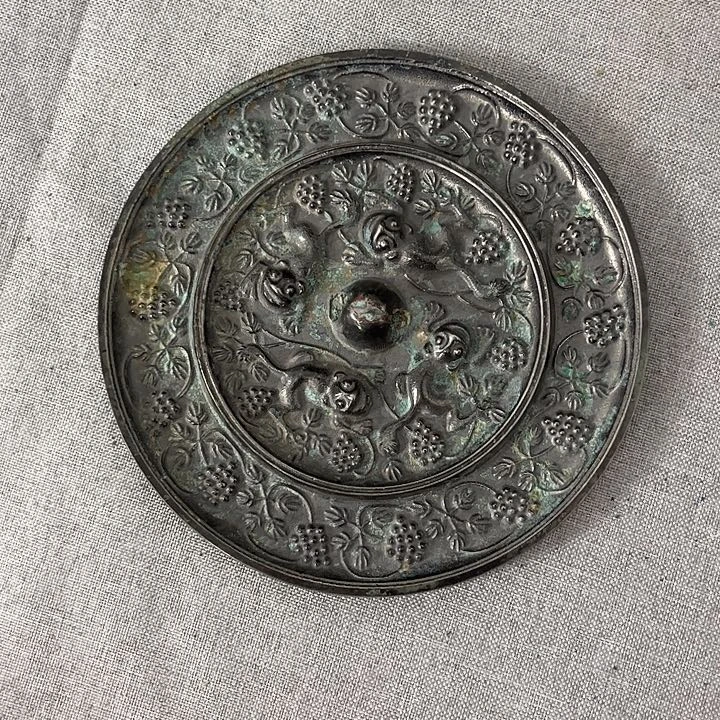 铜仿古铜器海兽镜