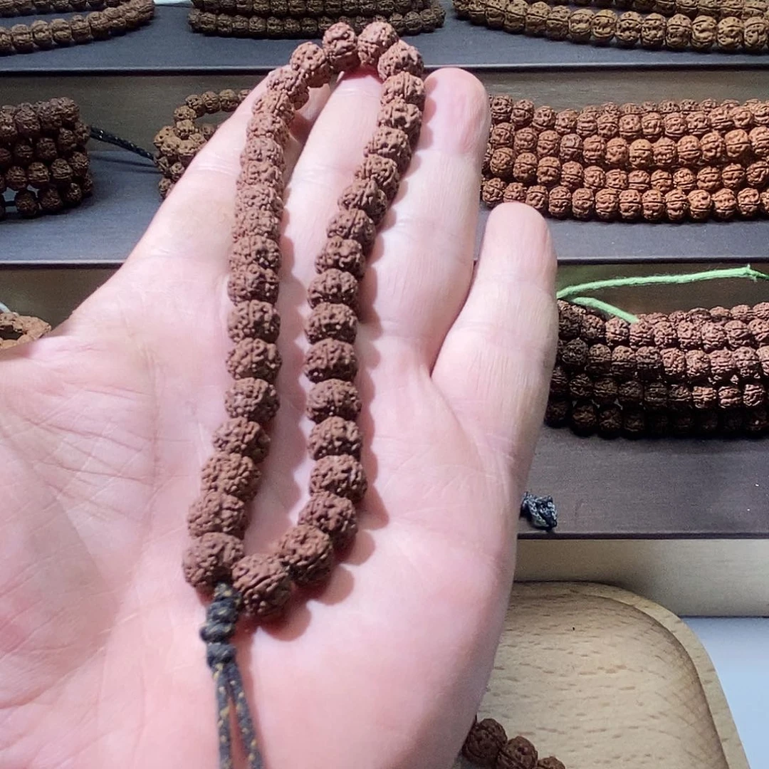 金刚菩提吊坠老*萌平细手持