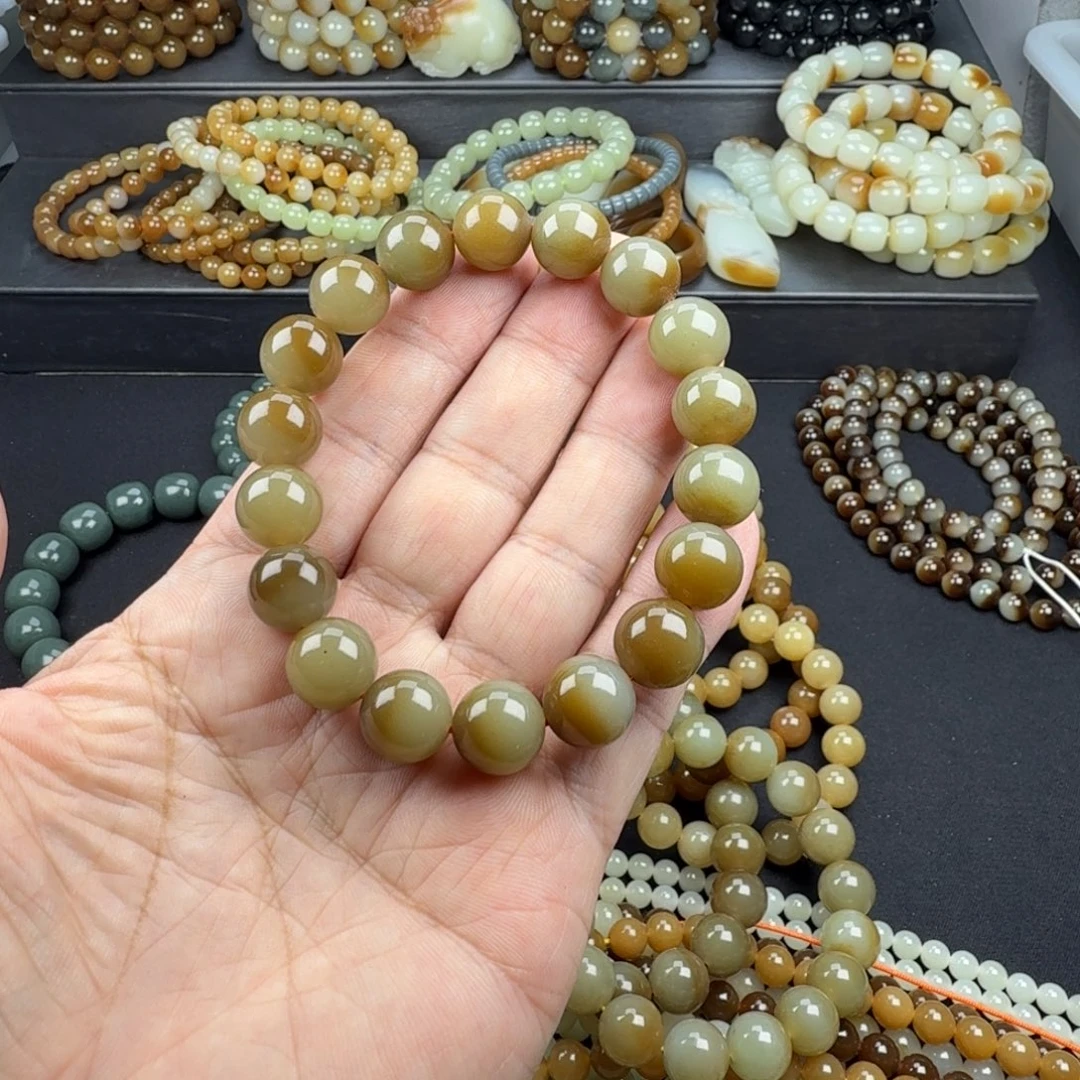 清***旧和田玉未镶嵌手链