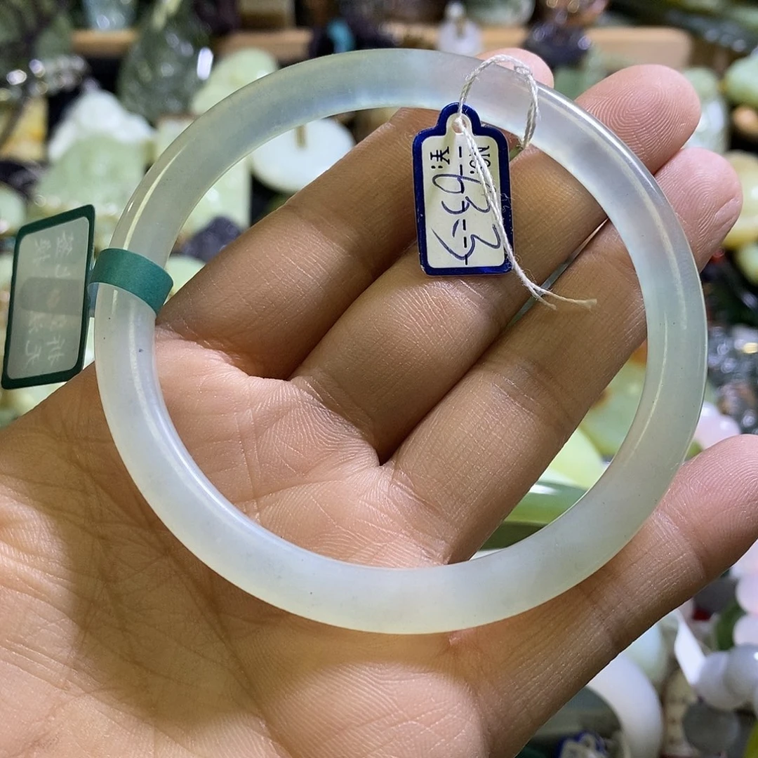 岫玉未镶嵌手镯63口径