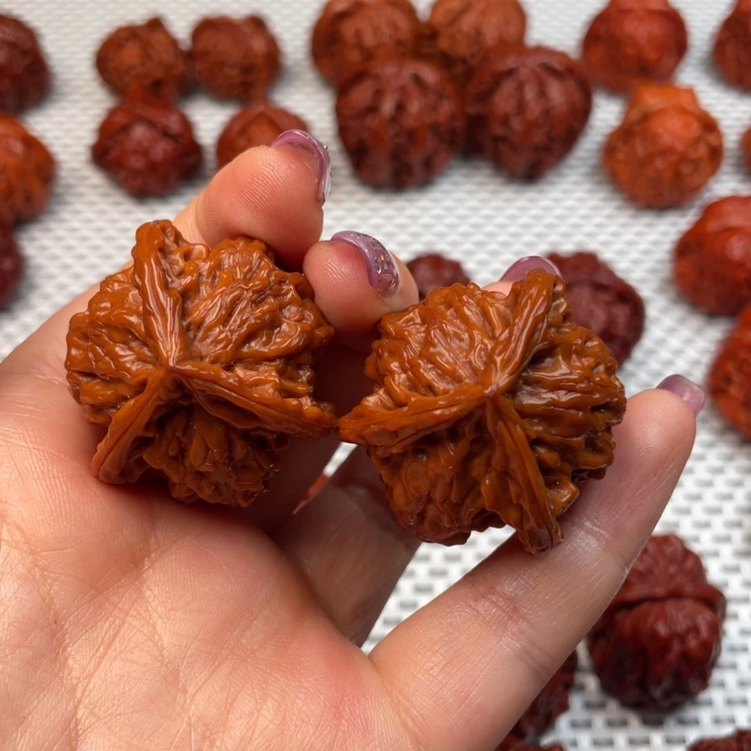 桃核吊坠九*文玩核桃 手把件 盘山三棱 38