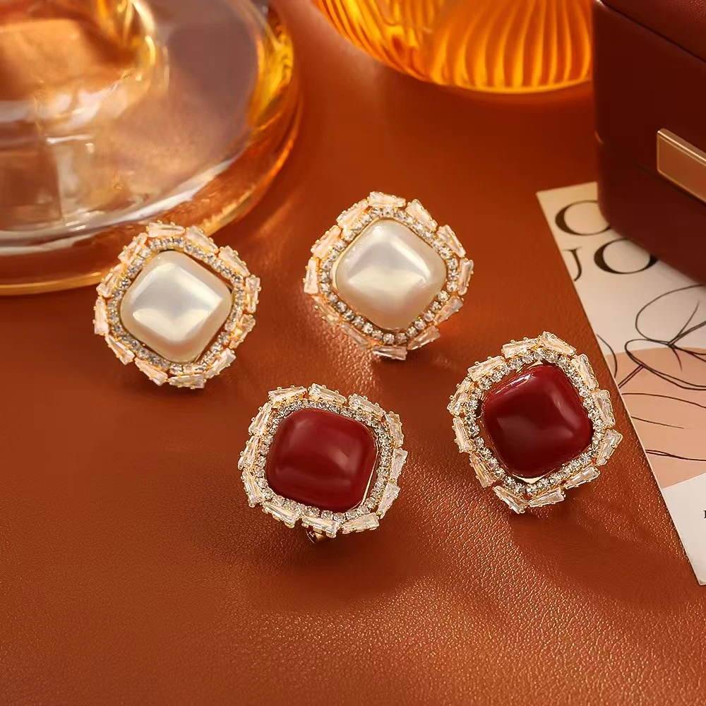 铜合金耳饰 新款网红爆款耳饰气质名媛时尚高级感精致耳钉