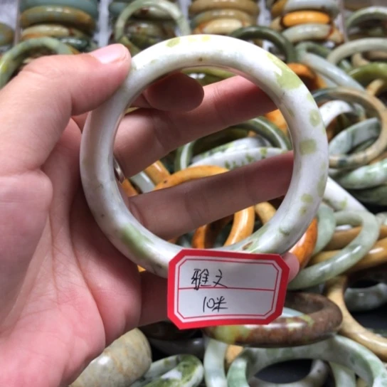 未镶嵌蛇纹石玉手镯雅*