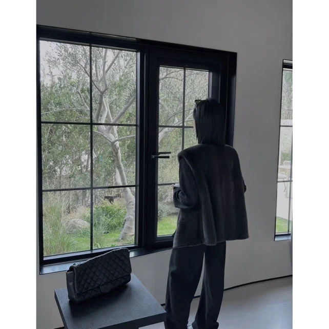 QIMO启茉（A905#x韩版毛毛马甲）