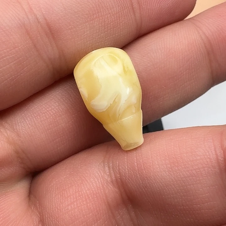 琥珀未镶嵌裸石10*11妖孽三通，配108绝配