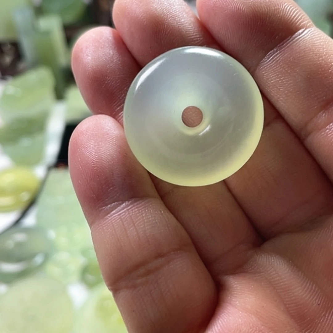 【闪购商品】岫玉未镶嵌挂件帕*