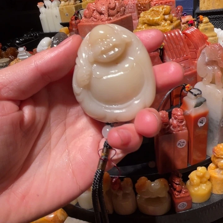 寿山石印石手把件